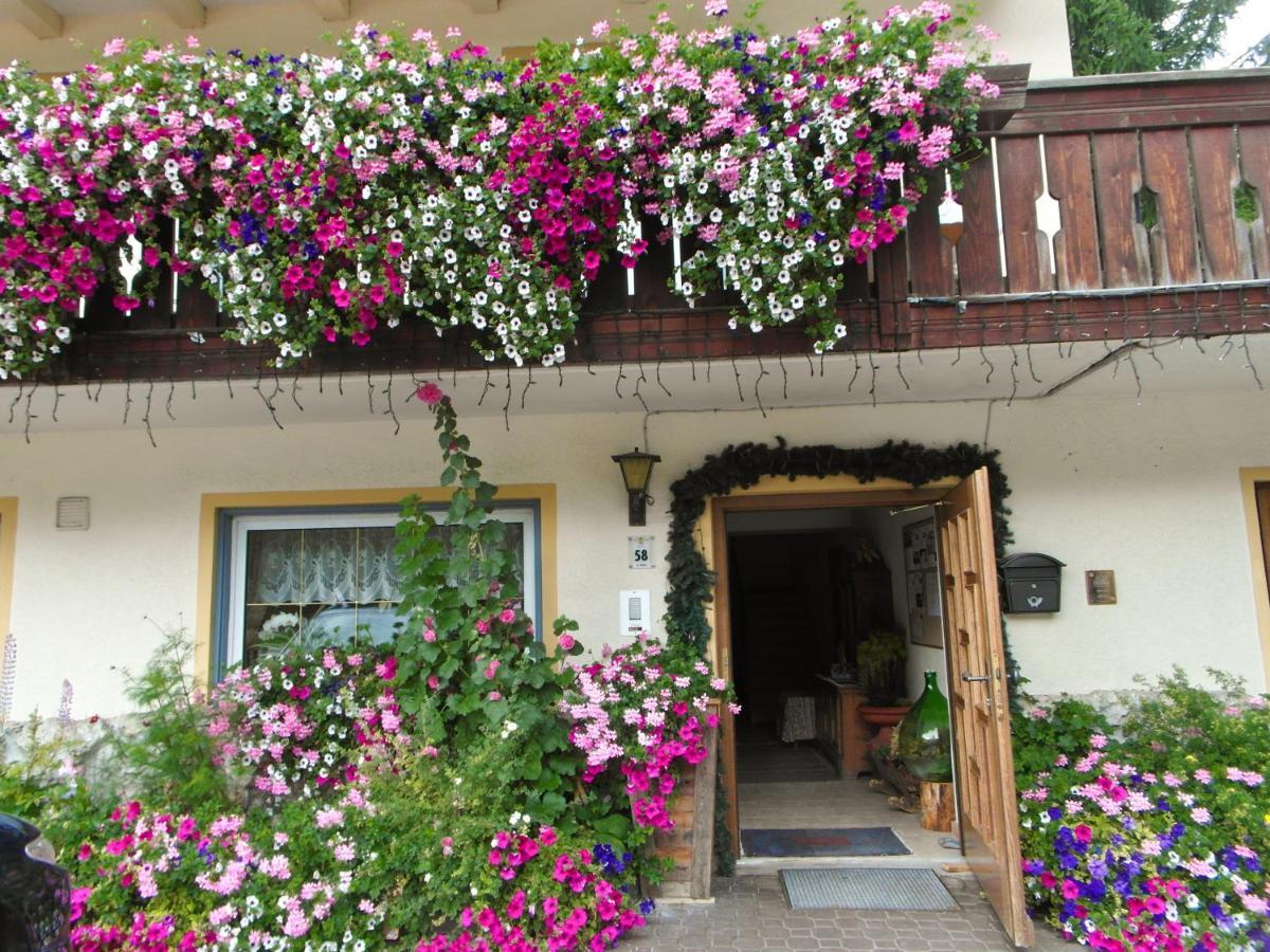 Pension Enzian Badia  Exterior photo